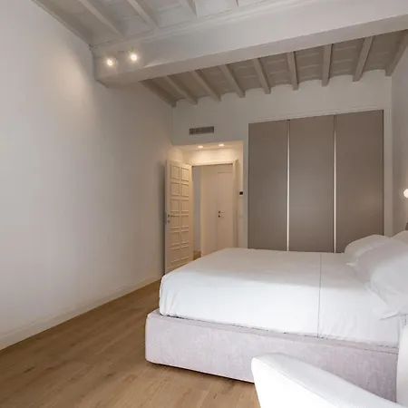 Deservi Charming Brunelleschi *